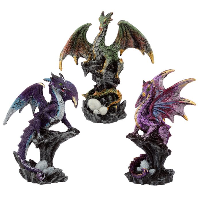 Mama Dragon Protejează Puii - Dark Legends