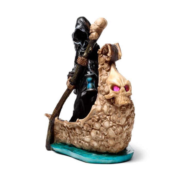 Moartea cu Coasa pe Barcă de Oase